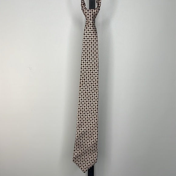 Mario Valentino 100% Italian Silk Tie Soft Pink Geometric Pattern - Picture 6 of 10